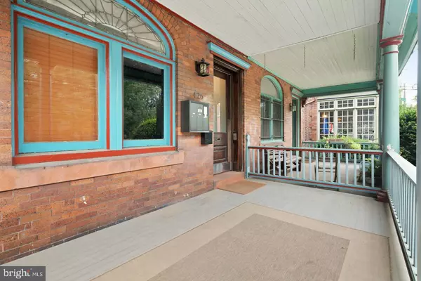 Philadelphia, PA 19104,426 S 44TH ST #2