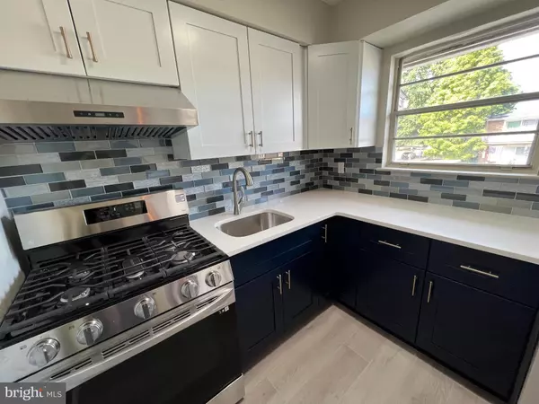 East Windsor Twp, NJ 08520,47 GARDEN VIEW TER #4