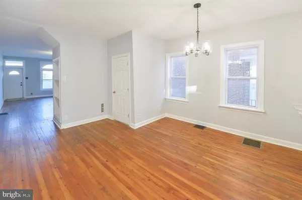 Collingswood, NJ 08108,272 HADDON AVE