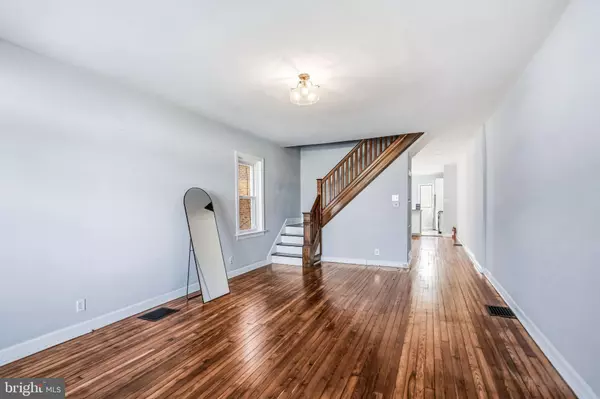 Collingswood, NJ 08108,272 HADDON AVE