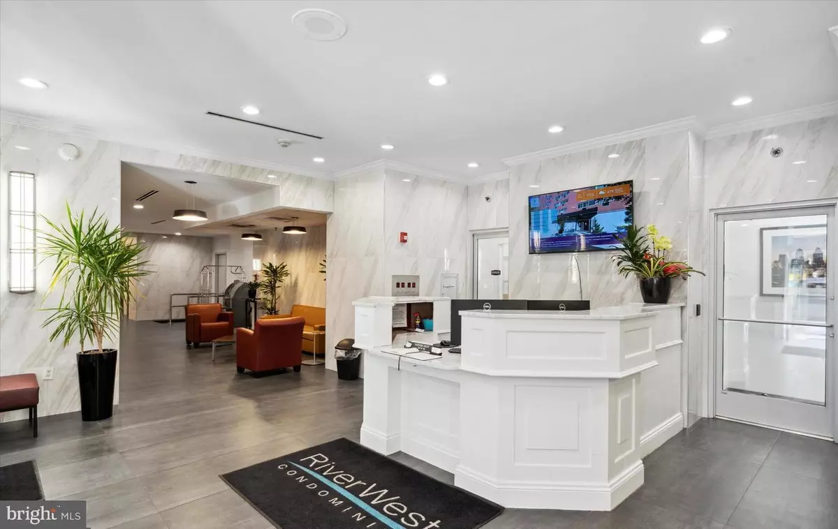 Philadelphia, PA 19103,2101-17 CHESTNUT ST #810