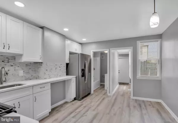 Gloucester City, NJ 08030,407 POWELL ST