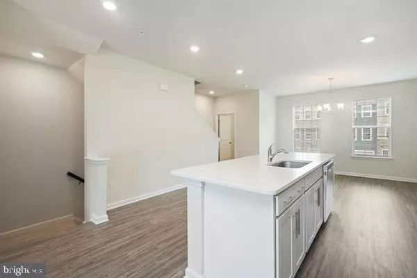 Odenton, MD 21113,1807 KELLINGTON CT