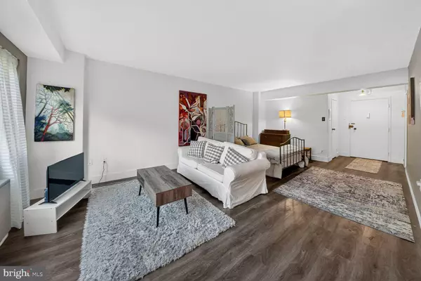 Washington, DC 20016,4201 CATHEDRAL AVE NW #218E