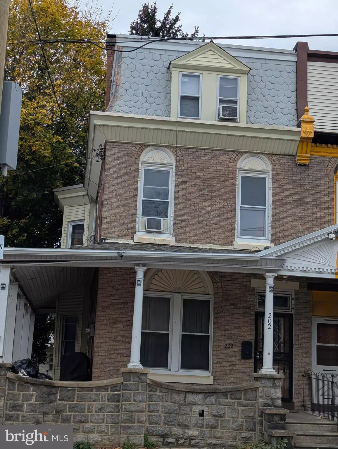 Philadelphia, PA 19120,202 E TABOR RD