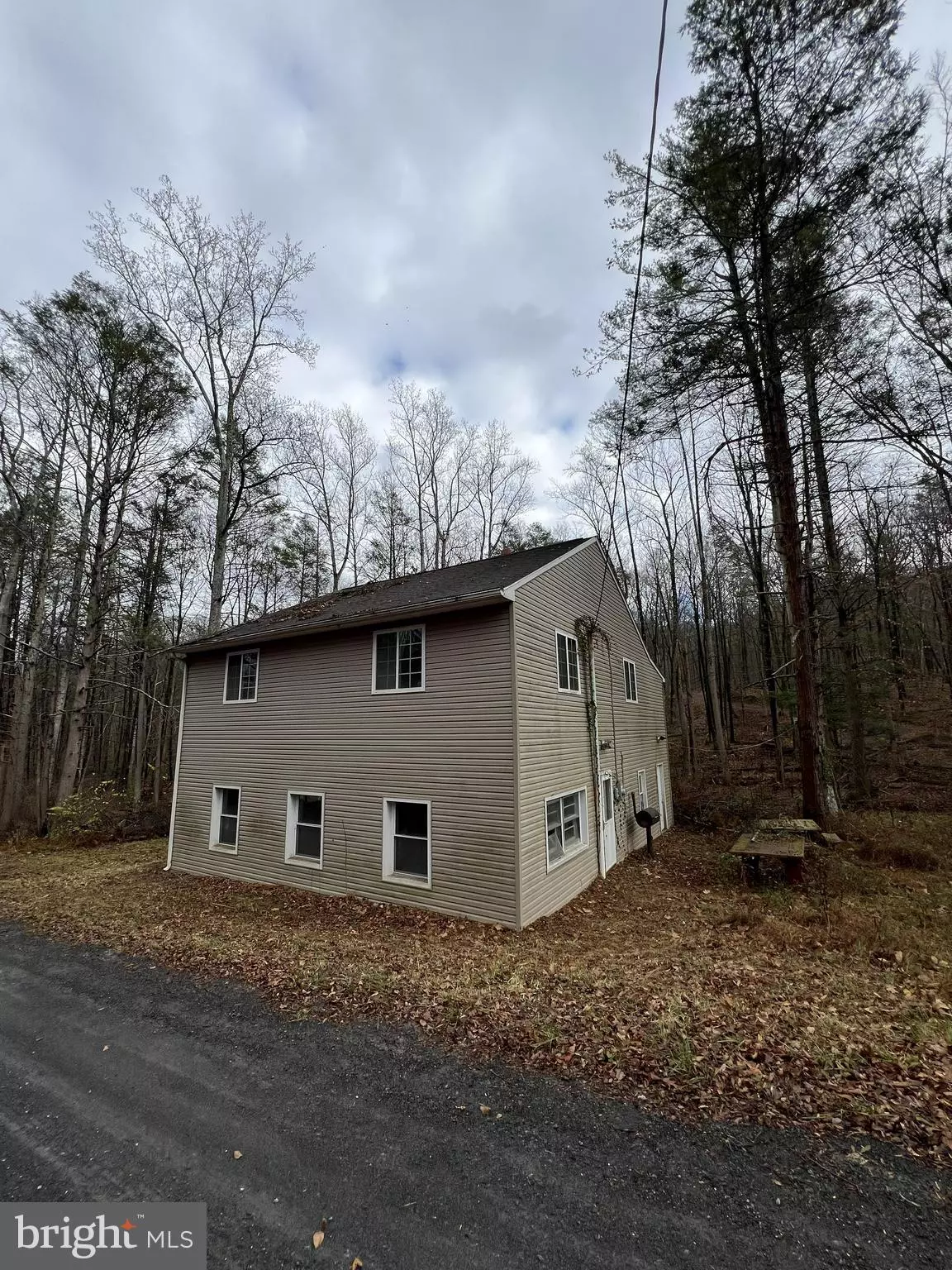 Blain, PA 17006,1092 ROBINSON RD