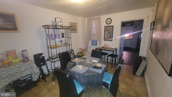 York, PA 17403,381 S SIMPSON ST