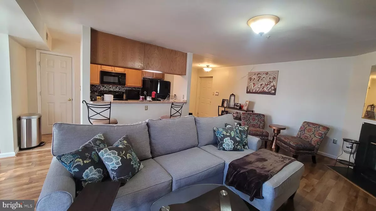 Oxon Hill, MD 20745,2061 ALICE AVE #2061-303