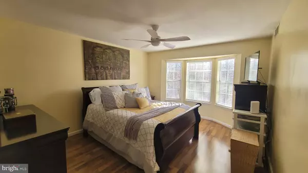 Oxon Hill, MD 20745,2061 ALICE AVE #2061-303