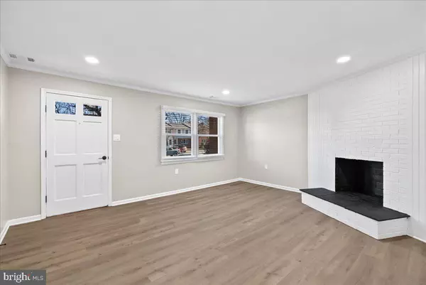 Hamilton, VA 20158,23 SYDNOR ST