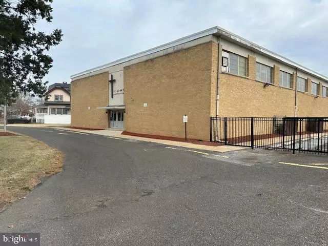 Paulsboro, NJ 08066,717 BEACON AVE