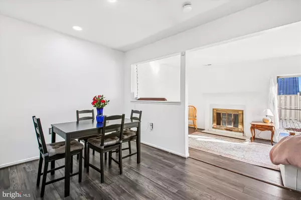 Alexandria, VA 22309,8703 VILLAGE GREEN CT