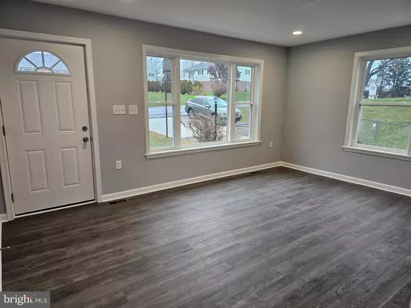 Chambersburg, PA 17202,1920 MAYLINN DR