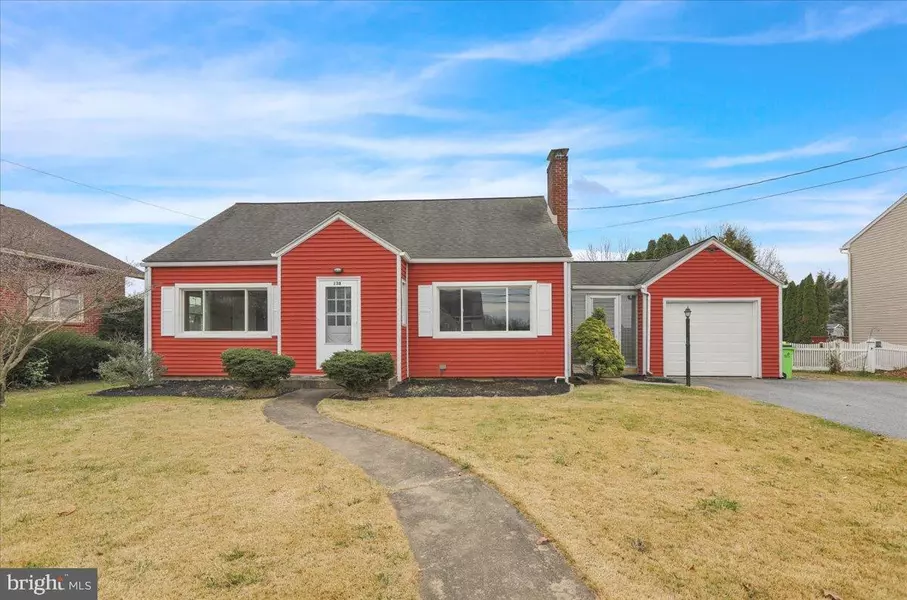 138 W MAIN ST, Newmanstown, PA 17073