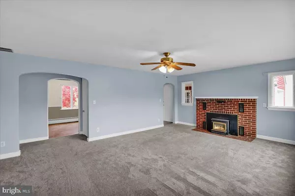 Newmanstown, PA 17073,138 W MAIN ST