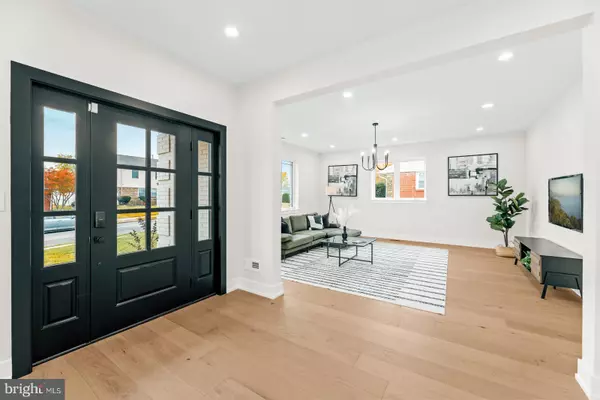 Philadelphia, PA 19115,717 STELWOOD RD