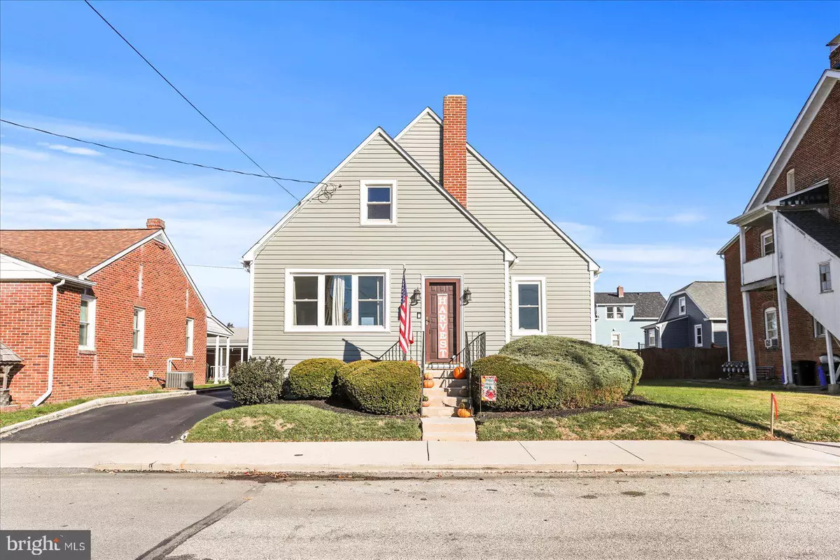 Mcsherrystown, PA 17344,19 S 4TH ST