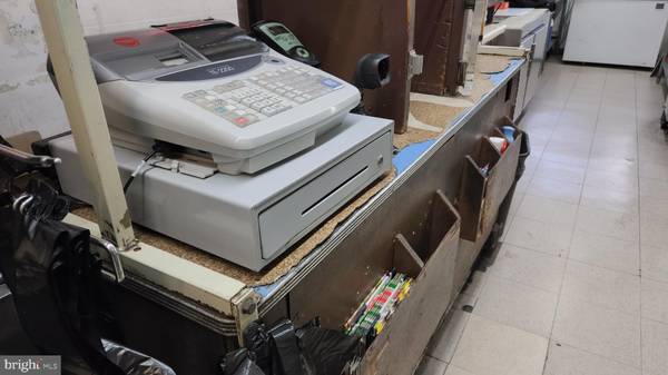 Chester, PA 19013,4-6 E 21ST ST