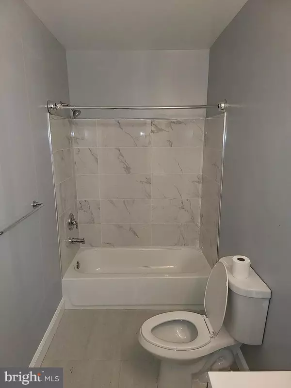 Philadelphia, PA 19140,2206 W TIOGA ST