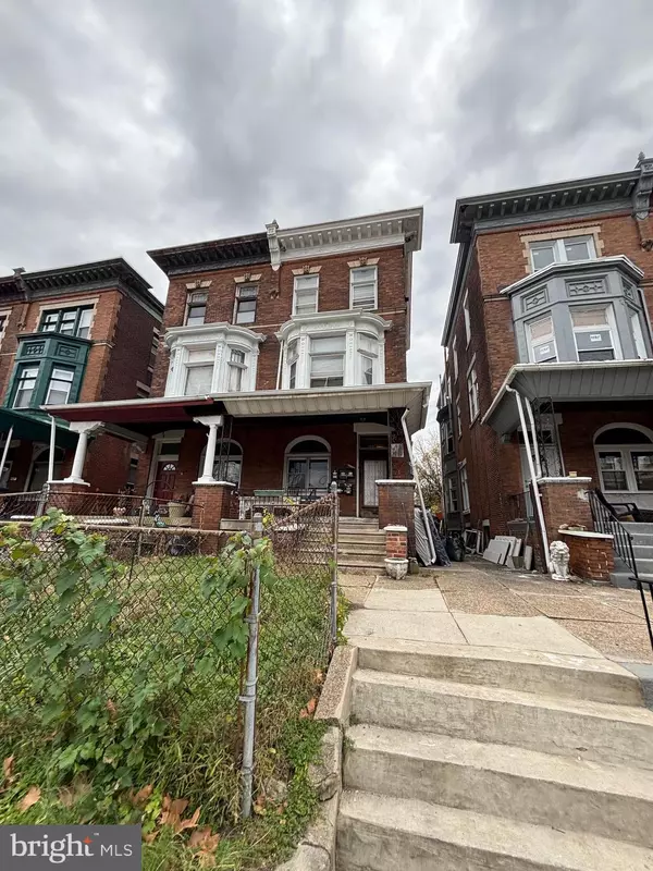 2206 W TIOGA ST, Philadelphia, PA 19140