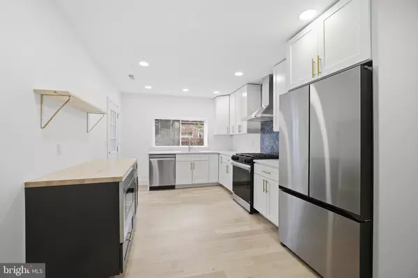 Philadelphia, PA 19148,1022 MCKEAN ST