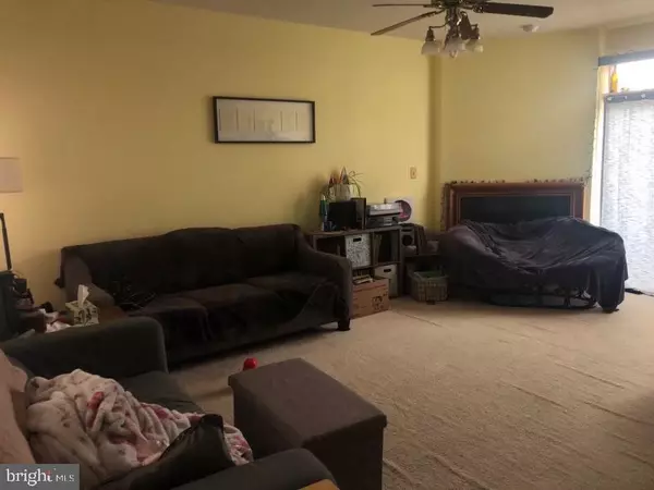 Ashburn, VA 20147,44232 MOSSY BROOK SQ