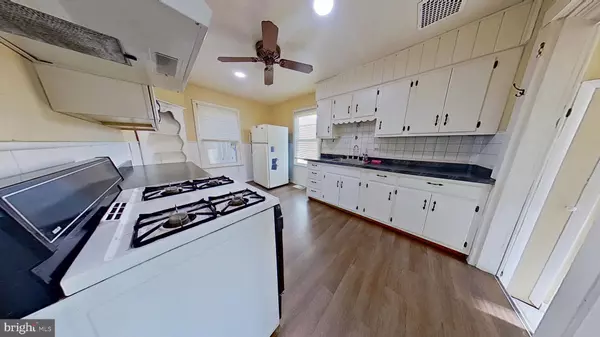 York, PA 17404,1121 ROOSEVELT AVE