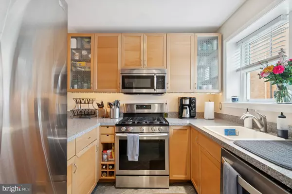 Philadelphia, PA 19146,2122 PEMBERTON ST