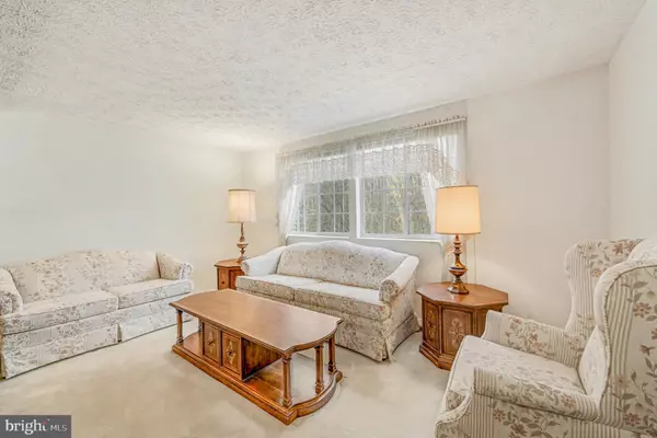 Springfield, VA 22153,8278 CRESTMONT CIR