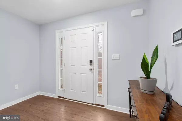 Louisa, VA 23093,25 WESTON RD