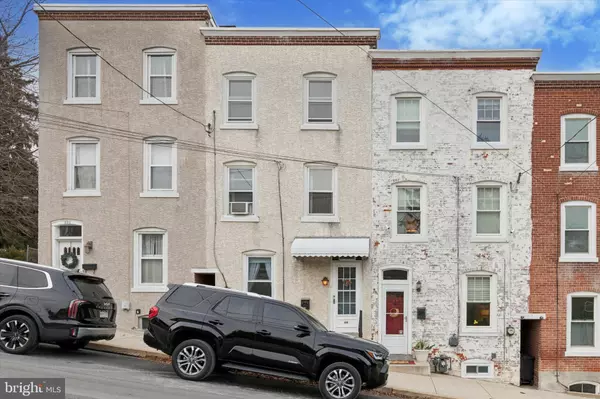 218 BULLOCK ST, Conshohocken, PA 19428