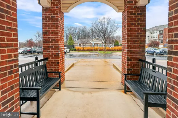 Ellicott City, MD 21043,8511 COLTRANE CT #204