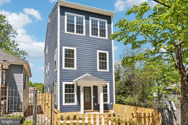 322 56TH ST NE, Washington, DC 20019