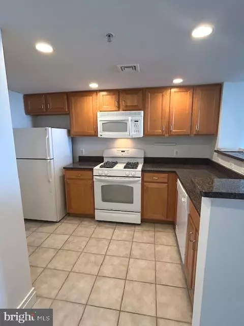 Baltimore, MD 21202,414 WATER ST #2011