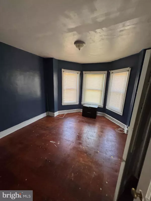 Philadelphia, PA 19120,438 W WELLENS AVE