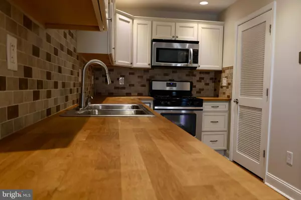 Palmyra, NJ 08065,2063 HARBOUR DR