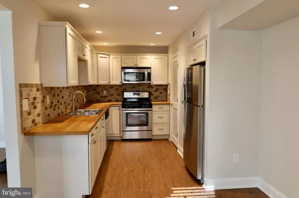 Palmyra, NJ 08065,2063 HARBOUR DR