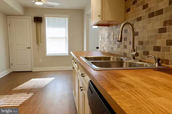 Palmyra, NJ 08065,2063 HARBOUR DR