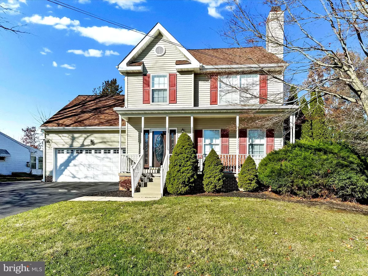 Upper Chichester, PA 19061,2410 LARKIN RD.