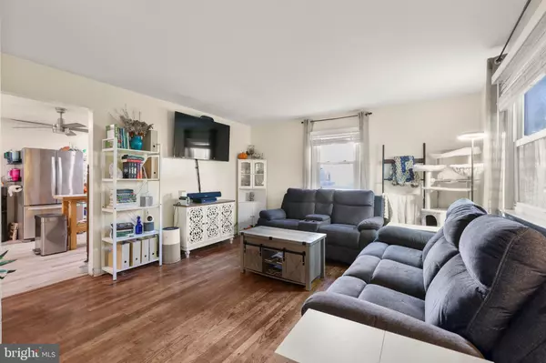 Perkasie, PA 18944,912 ARCH ST