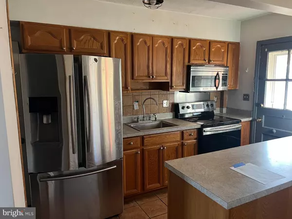 Baltimore, MD 21222,3536 MCSHANE WAY