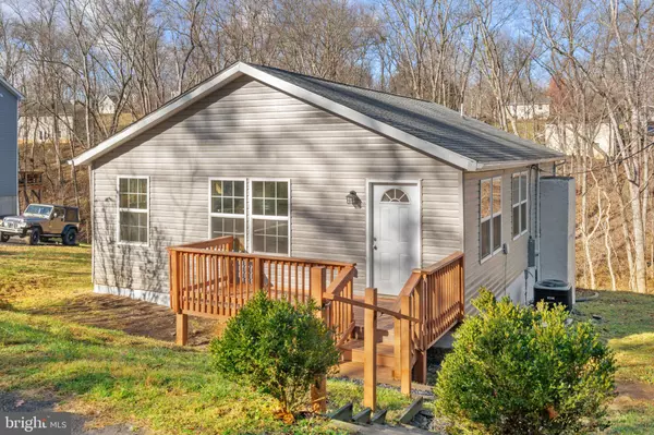 Front Royal, VA 22630,293 PINE SHORES DR