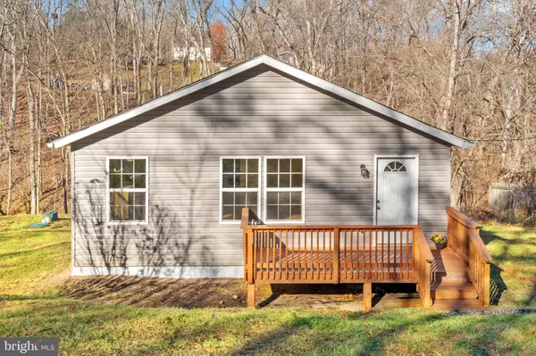 Front Royal, VA 22630,293 PINE SHORES DR