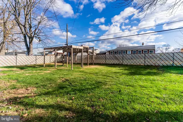 Middletown, PA 17057,16 NISSLEY DR