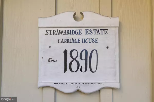 Moorestown, NJ 08057,444 SHADY LN