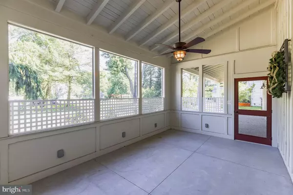 Moorestown, NJ 08057,444 SHADY LN