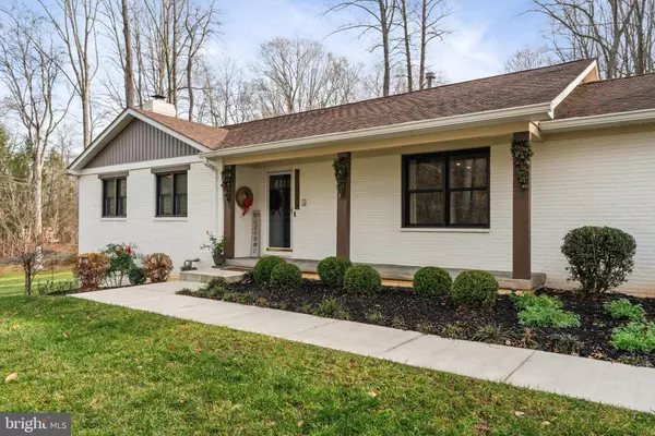 11049 NEWOOD DR, Manassas, VA 20111