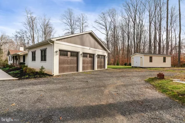 Manassas, VA 20111,11049 NEWOOD DR