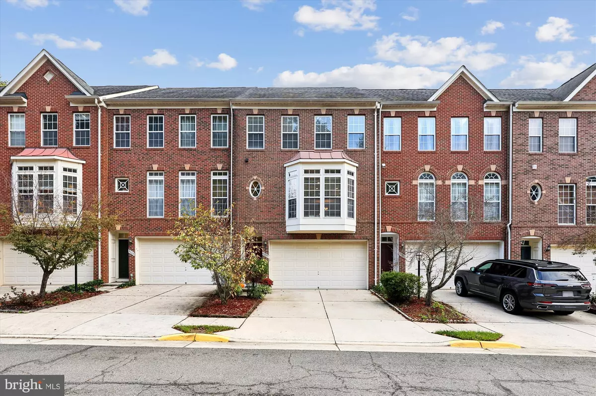 Lorton, VA 22079,9327 HUNDITH CT