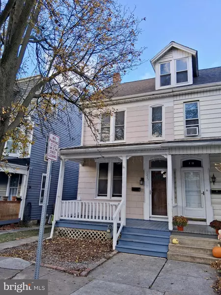 1413 MONROE ST, York, PA 17404